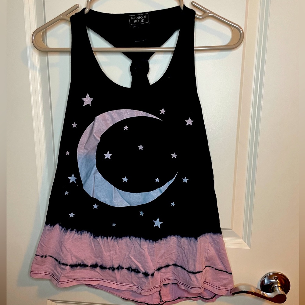 Moon and stars tank with adjustable back